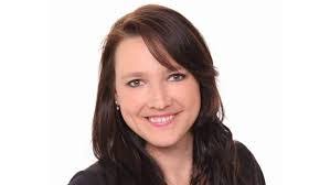 Melissa Blais's Instagram, Twitter & Facebook