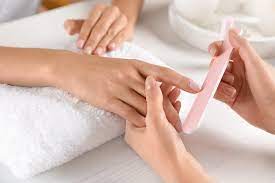 5 Things You Must Know Before You Become A Nail Technician | American  Beauty College