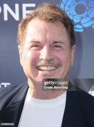 1,906 Ron See Photos & High Res Pictures