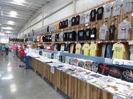 The first place we went was to the great smokies flea market in sevierville, tennessee. T Shirts Great Smokies Flea Market Picture Of Great Smokies Flea Market Kodak Tripadvisor
