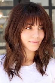 36 Modern Medium Hairstyles With Bangs For A New Look Long Layered Bob Hairstyles Medium Length Hair Styles Medium Layered Hair