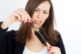 Both men and women lose an average of around 50 to 100 hairs each day. Treating Female Pattern Hair Loss Harvard Health