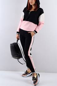 64 95 Tl Kapusonlu Pembe Bayan Esofman Takimi 19380b Modamizbir Kapusonlu Mankenler Pembe