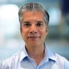 Avery Bullock's Instagram, Twitter & Facebook