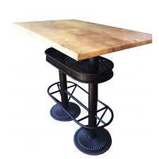 table haute industrielle avec plateau aspect bois table haute table haute industrielle table a manger haute