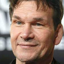 September 2009, gegen 10 uhr im alter von 57 jahren und 27 tagen, zwanzig monate nach der diagnose krebs. Krebs Patrick Swayze Kampft Um Sein Leben Stars