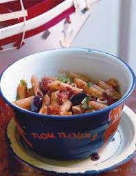 Pates Au Thon A La Tomate Et Aux Olives Pour 4 Personnes Recettes Elle A Table Recette Pates Au Thon Recette Pates Au Thon Pate Au Beurre