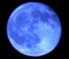 Arab dan aidit bila bulan berwarna biru lirik. Penyebab Munculnya Fenomena Blue Moon Bulan Biru Info Astronomy