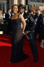 5 ft 3½ in or 161.5 cm. Black Love For Life 8 Times Angela Bassett And Courtney B Vance Were Crazy In Love Vintage Black Glamour Black Love Angela Bassett Husband