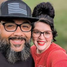 Affordable outdoor senior photos with fall colors?