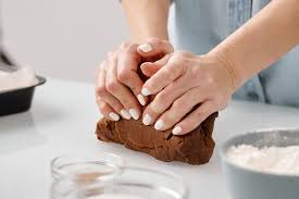 Aduk dengan spatula hingga bisa dibentuk. Resep Kue Kering Coklat Jadul Semprit Sagu Cokelat