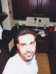 Edgar Quinones's Instagram, Twitter & Facebook