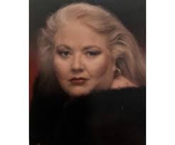 Linda Broyles's Instagram, Twitter & Facebook