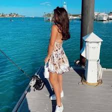 Kate Grande (katelgrande)