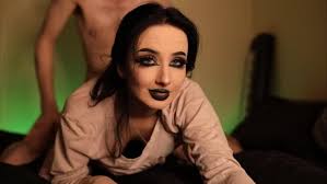 CAN YOU HANDLE THE PRESSURE TO SATISFY HER? - Porn - EroMe