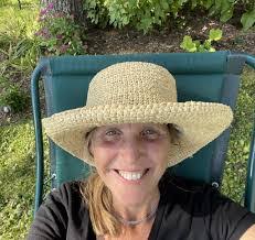 Stacy Maul's Instagram, Twitter & Facebook