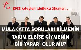 Korece öğrenme seti (2 kitap). Mulakatta Sorulari Bilmenin Takim Elbise Giymenin Bir Yarari Olur Mu