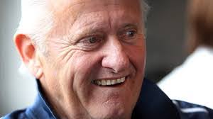 Steve Mckean's Instagram, Twitter & Facebook