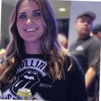 Amanda Exner's Instagram, Twitter & Facebook