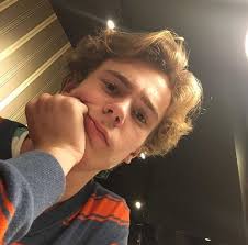 Isak valtersen aka the cutest boy. Et Autres Skam Aesthetic Pretty People Beautiful Boys