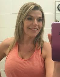 Wow 👏🏼 My bestie Ellie Walton's results from using the Reviving Shampoo  and Conditioner for just 1 month 😍🩷😍🩷 If you want longer, thicker and  healthier hair you need this range! And