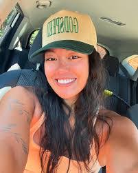 Ivy Senn's Instagram, Twitter & Facebook