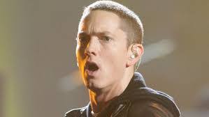 Kim Bury's Instagram, Twitter & Facebook