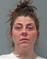 Kendra Nickell's Instagram, Twitter & Facebook