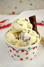 Glace Au Kinder C Avec Ou Sans Sorbetiere Amandine Cooking Recette Glace Glace Faite Maison Recettes De Cuisine