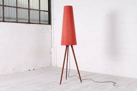 Danish Modern Teak Tripod Stehleuchte Teak Textil 1960er Hans