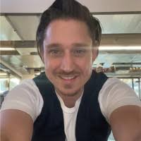 100+ "Burda" profiles