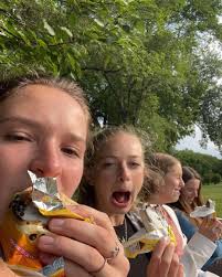 Emma Murray (@emmamurray13) • Instagram photos and videos