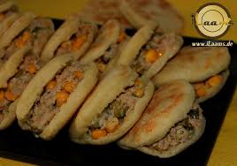 Batbout Mini Pfannenbrot Marokko Gefullt Thunfisch Marokkanische Rezepte Marokkanisches Essen Rezepte