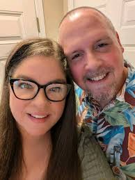 Hello, I'm June and something to know about me is I'm an Outgoing and  Honest person and love to make New Friends!