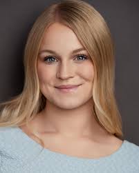 Hello! My name is Mary Taylor Spell, and welcome to my professional page!  I'm an actress, singer, and musical theatre performer working towards my  BFA in Musical Theatre at Samford University in