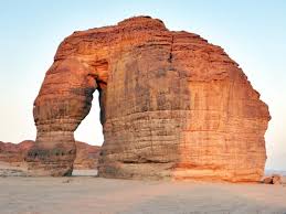 Hazrat saleh (a.s) ne apni qaum ko naseet ki magar in zalmon ni un ki aik bhi na sunni ulta kehne lage ye kaise ho sakta hai ke. Date With History Life And Death Share A Valley In Madain Saleh Arab News