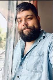 Toby Tate's Instagram, Twitter & Facebook