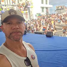 🏳️‍🌈🏳️‍⚧️Um pouquinho da nossa 22ª Parada da diversidade LGBTQIAPN+,  ocorrida na tarde do último domingo (14). Obrigado amigos, pela companhia.  🌈Obrigado @leokret , a mamãe botou pra la no trio, obrigado!!!! ✨️Obrigado  @