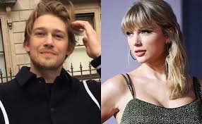 British vogue got alwyn to talk about swift for a fleeting second in its new interview with him, per people. Taylor Swift Spotted At A Bar With Beau Joe Alwyn