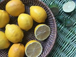 Bonjour mon citronnier perd ses feuilles et ne tiens plus les citrons ils tombent à une grosseur de 2 cm de diamètre que doit. Pulco Citron Faut Il Vraiment Maigrir Notre Avis Et Conseils