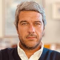 50+ perfis com “Corvo”