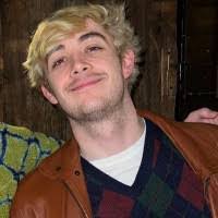 Aimee Grieve's Instagram, Twitter & Facebook