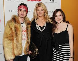 The minister of divine sydney hudson (2007). Kirstie Alley Is The Mother Of A Grown Up Daughter And Son Inside Her Motherhood