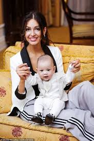 Maybe you would like to learn more about one of these? Boleh Jadi Anak Mana Mana Lelaki Asia Sultan Muhammad V N4fi Wajahnya Mirip Bayi Wakil Istana Dedah Perkara Sebenar Lepat Pisang