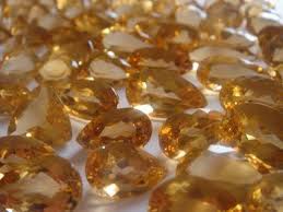 Gems Found In The Ocean As The Pearl Of The Indian Ocean Lives Up To Its Nickname As A Hotbed Diamond Picture Crystals Precious Stones