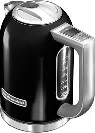 Boil water for piping hot tea, apple cider, instant coffee, and even ramen noodles with kitchenaid's white electric kettle with an led display! Kitchenaid 5kek1722dob 1 7l Electric Kettle Onyx Black Kitchenaid Electric Kettle Buy Best Price In Uae Dubai Abu Dhabi Sharjah