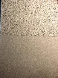 Vollabriebe Mit Rauputz 2 3mm Und Modellierputz 1 2mm Haus Aussenfarben Putz Beton Badezimmer