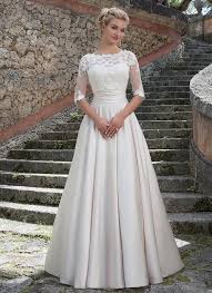 See more ideas about lace, glamourous wedding dress, wedding gown gallery. Satin N Lace Dresses Sale Elbise Dugun Gelinler Dugun Gelin