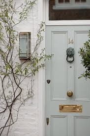 Sage Brass Front Door Dis Tasarim Galeri Duvari Pervaz