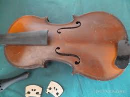 Prix moyen à la carte calculé sur une base entrée/plat ou plat/dessert, hors boisson, selon les prix indiqués par le restaurant. Violon Stradivarius Etui Offres Juillet Clasf